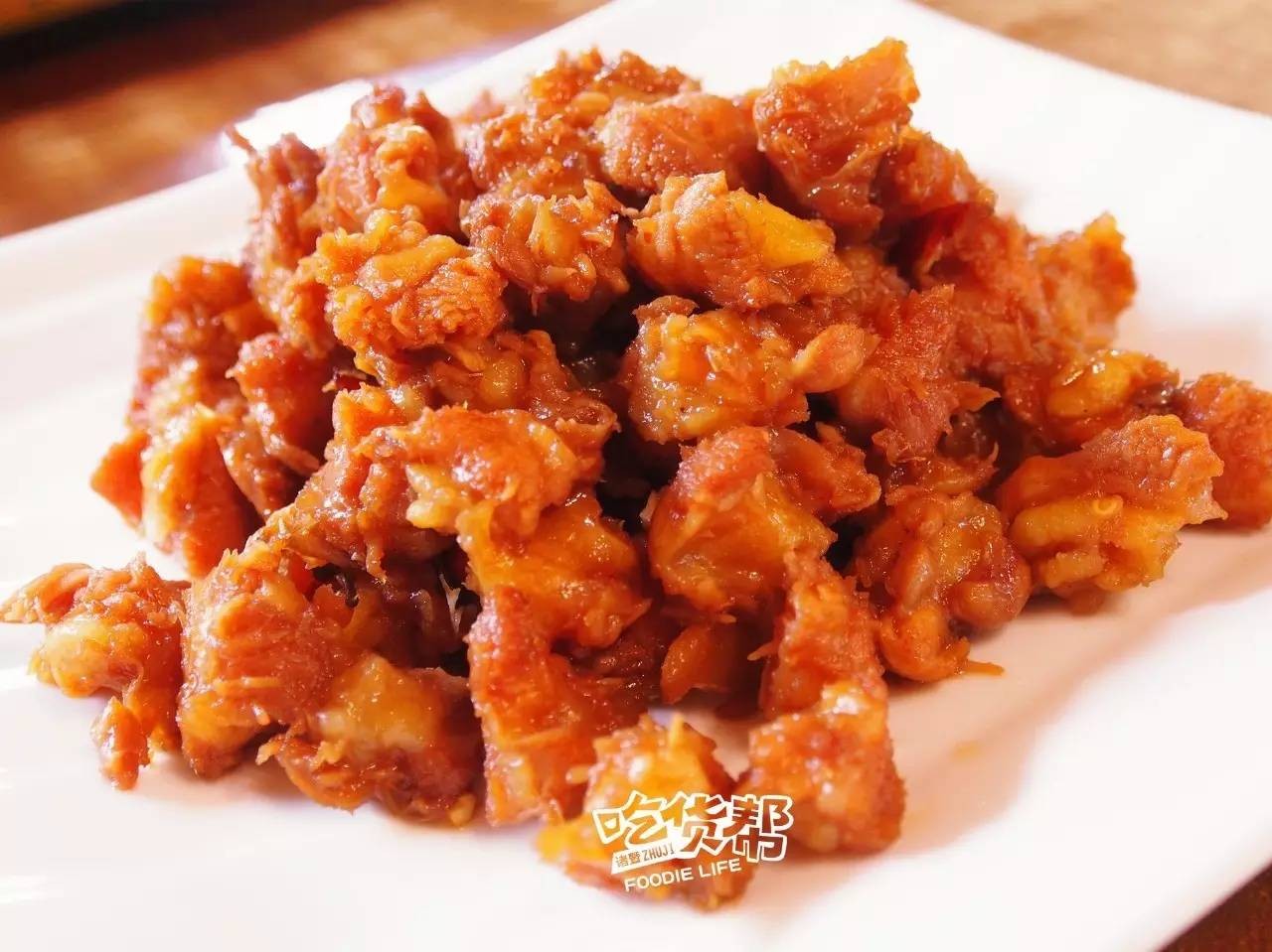 帝国飞将军手机版：热血战场搬至掌心，策略技巧定胜负