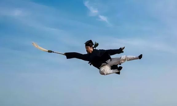 武侠q传创派祖师哪个能用-武侠 Q 传创派祖师大揭秘：达摩、张三丰、郭襄谁更胜一筹？