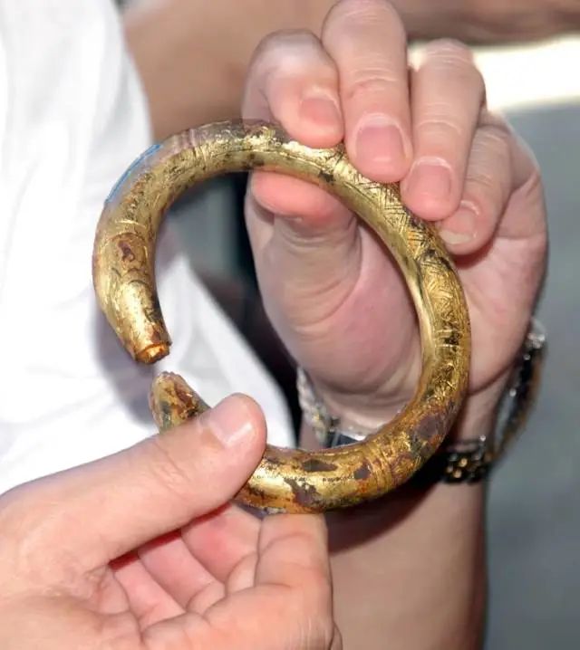 狼神复仇7.4黄金项链_神之墓地3.0.4单人攻略_全民钓鱼7.3攻略
