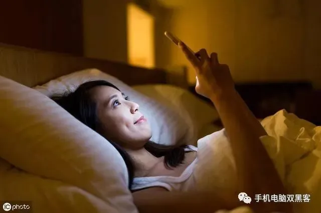 手机控制网速的软件-手机控制网速软件：关键时刻保持网络畅通，还能省流量