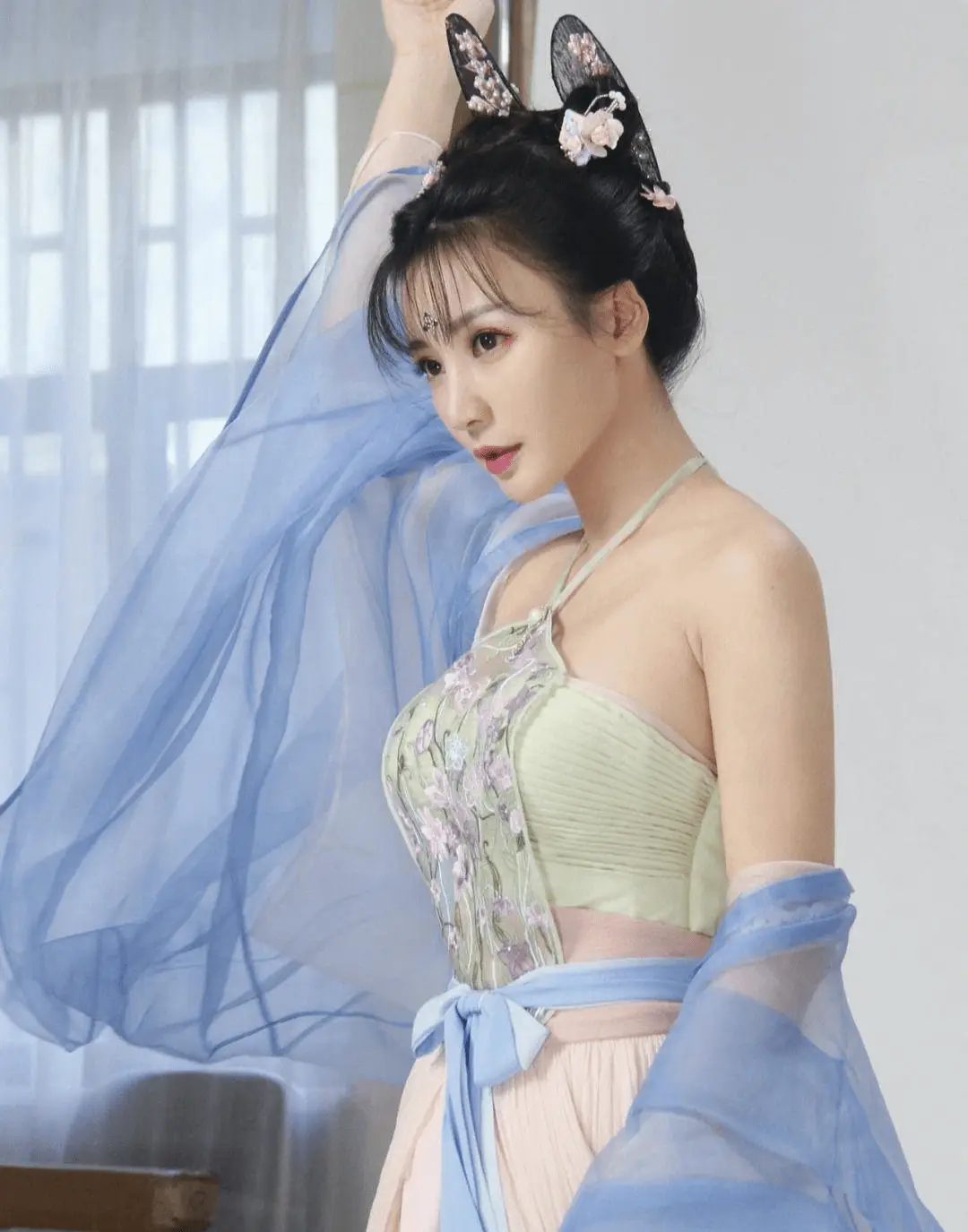 类似于美色难挡半截白菜_类似美色难挡小说半截白菜_类似美色难挡的同类文